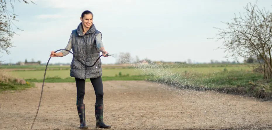 Szkolenia dla kobiet wiejskich kobieta na wsi wiosna.jpeg